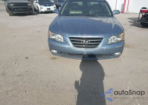 2009 Hyundai Sonata Limited z USA, uszkodzony, nr VIN 5NPEU46C89H472577